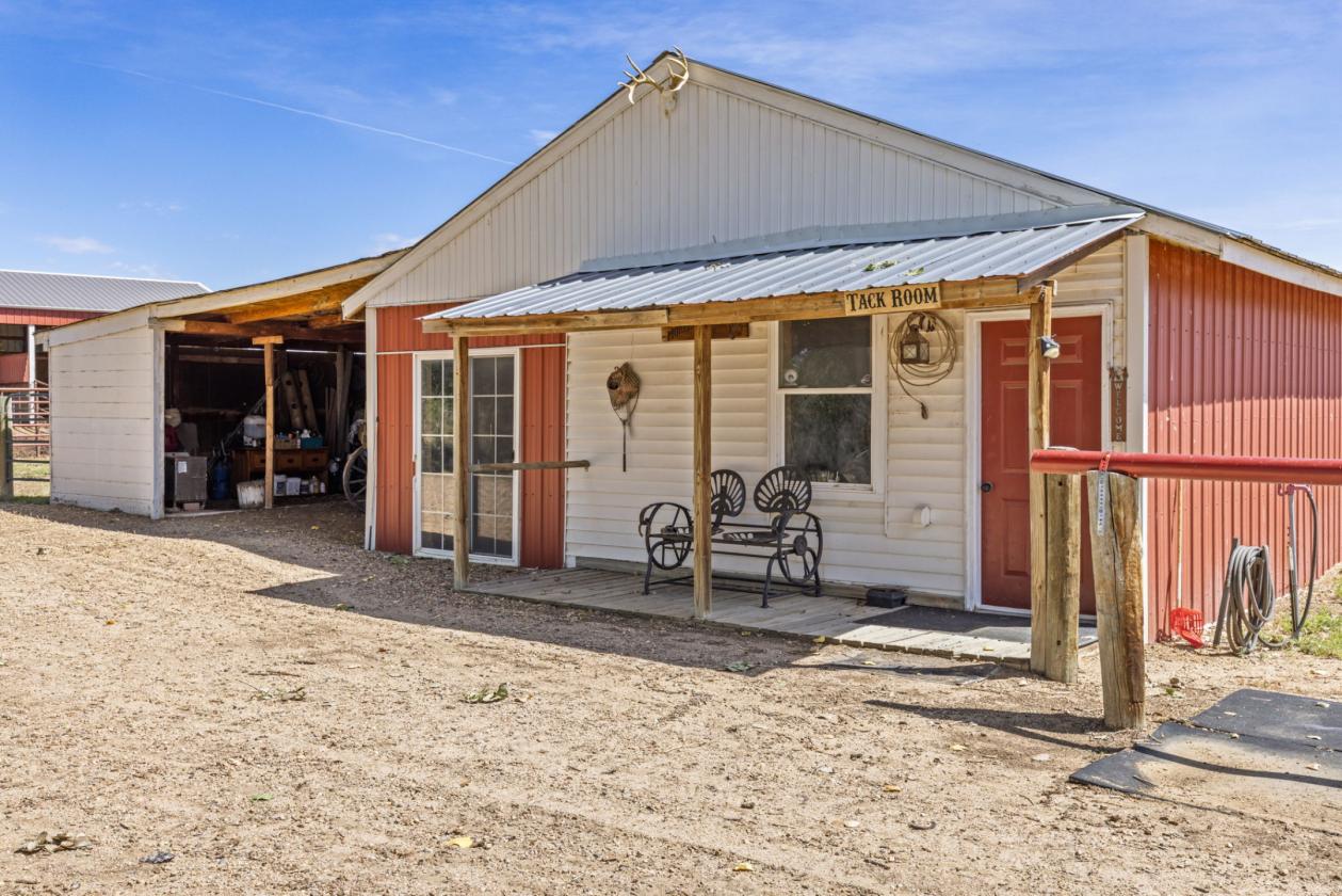 35 Acres with Two Homes & 8 Acre Lake - photo 18