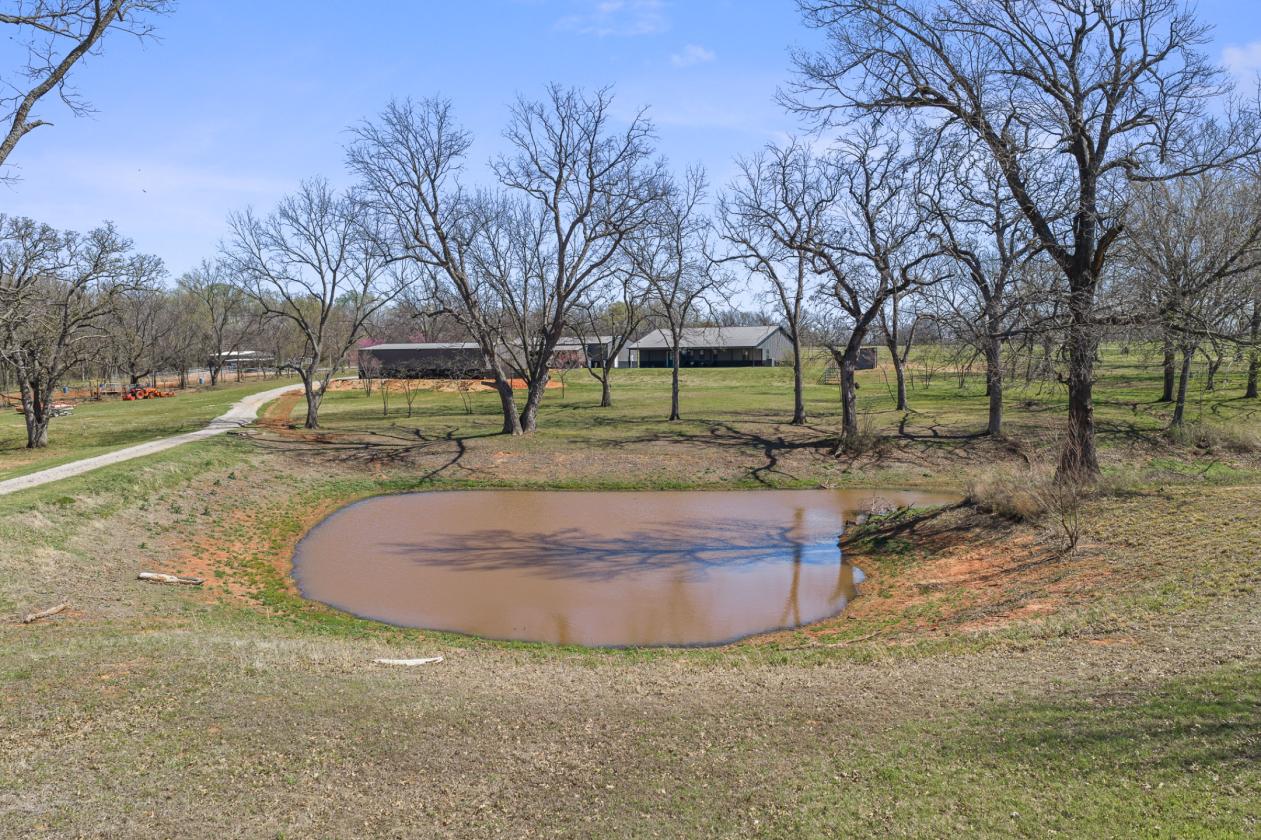 Home, Shop, Horse Barn on 25 acres - photo 7