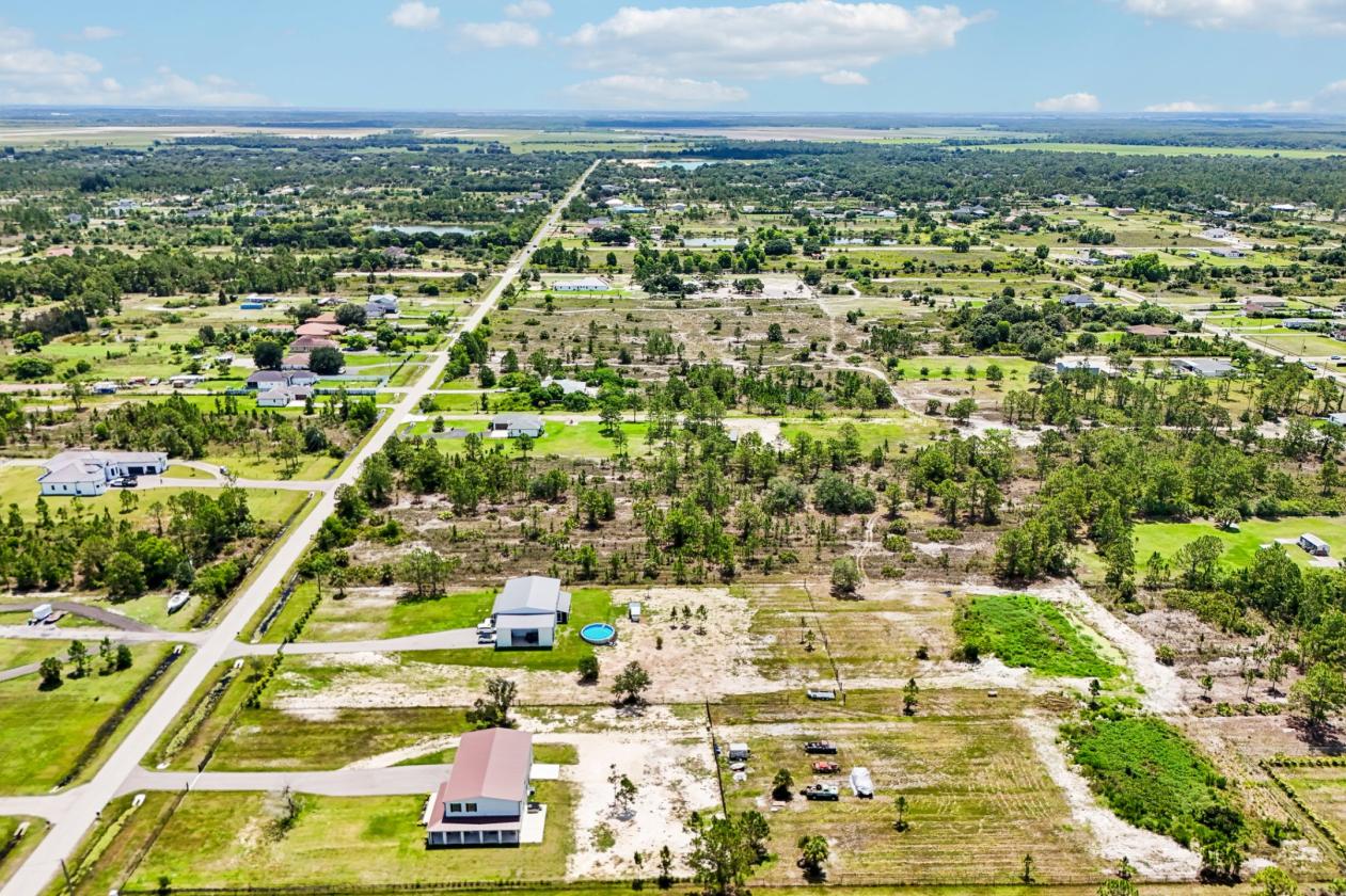 Custom Estate on 2.58 Fenced Acres - photo 28