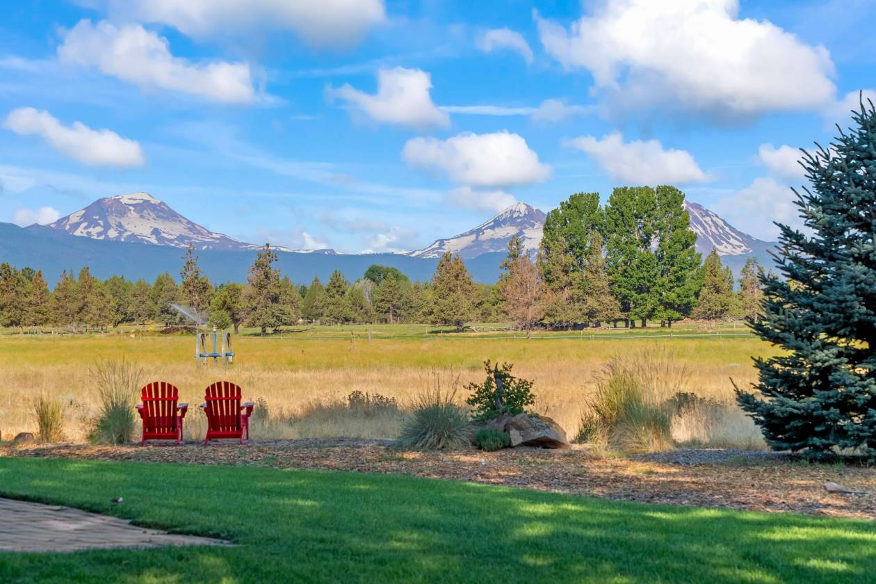 Horse Property for sale.