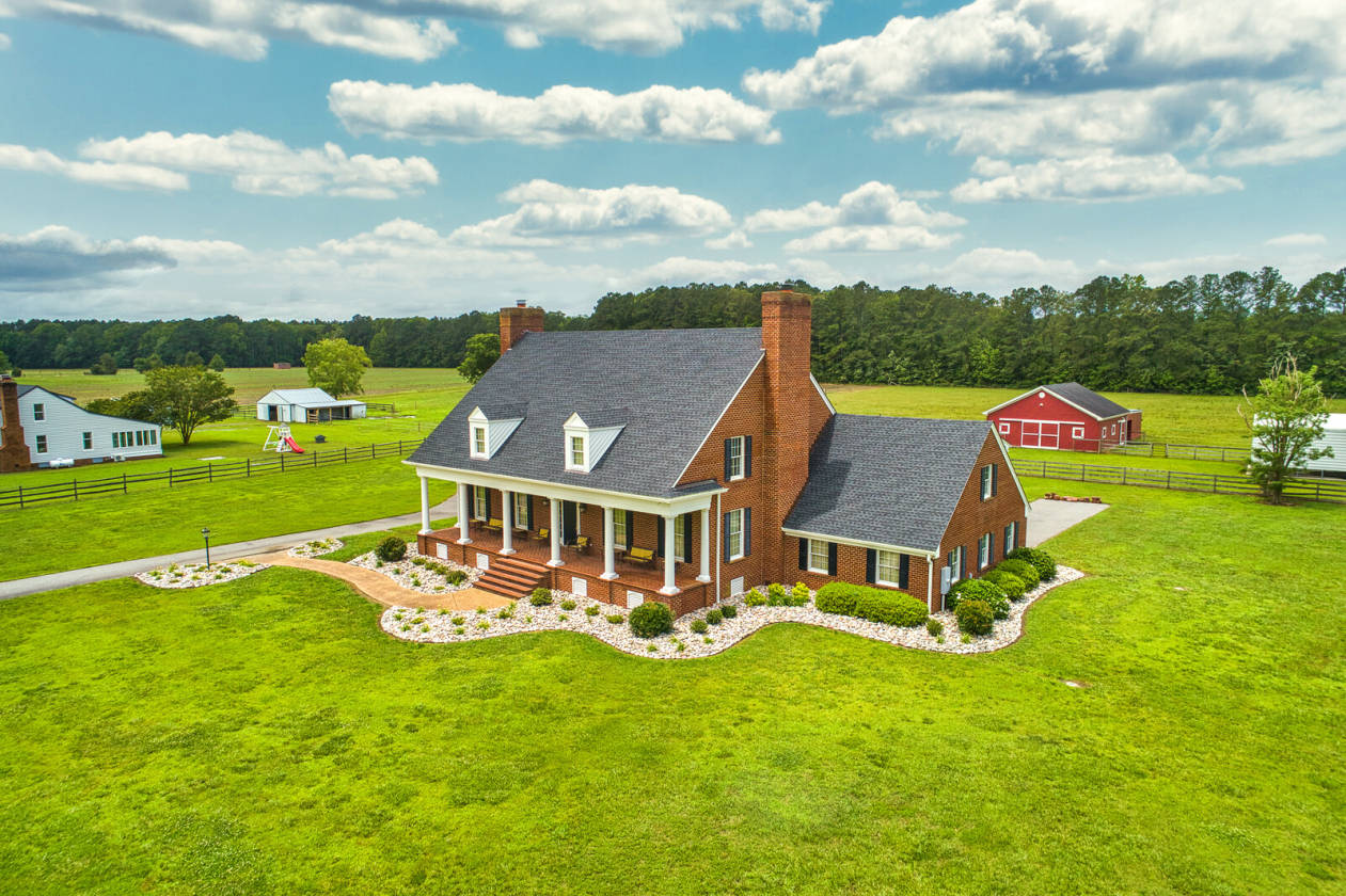 Beautiful Equestrian Property with Stables/Horse Farm for Sale in Suffolk,... Suffolk, Suffolk