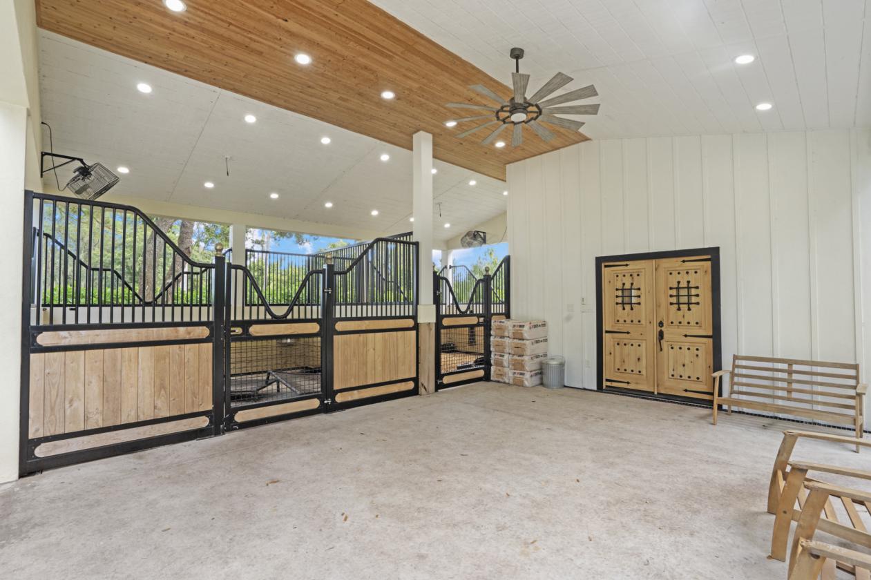 Premier 19.62 Acre Equestrian Estate in SW Florida - photo 21