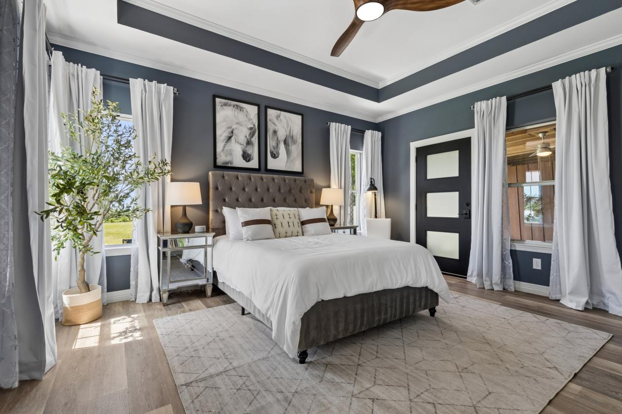 where refined luxury meets relaxed living - photo 26