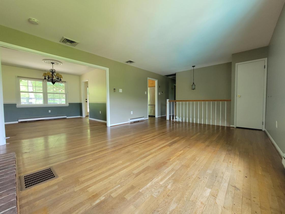 10-acre Horse Property with pool - photo 25