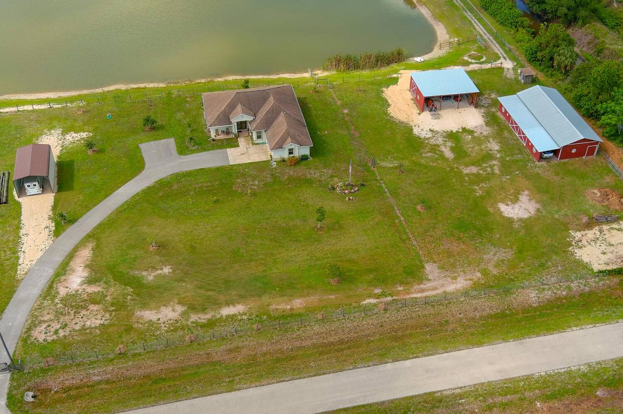 Horse property on 20 acres Room to Build more homes! - photo 3