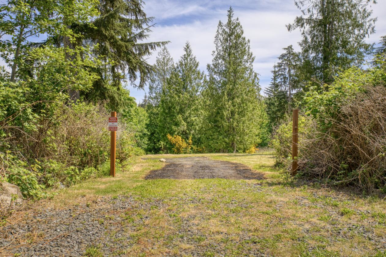 PNW Acreage with trails for Equestrians! - photo 7