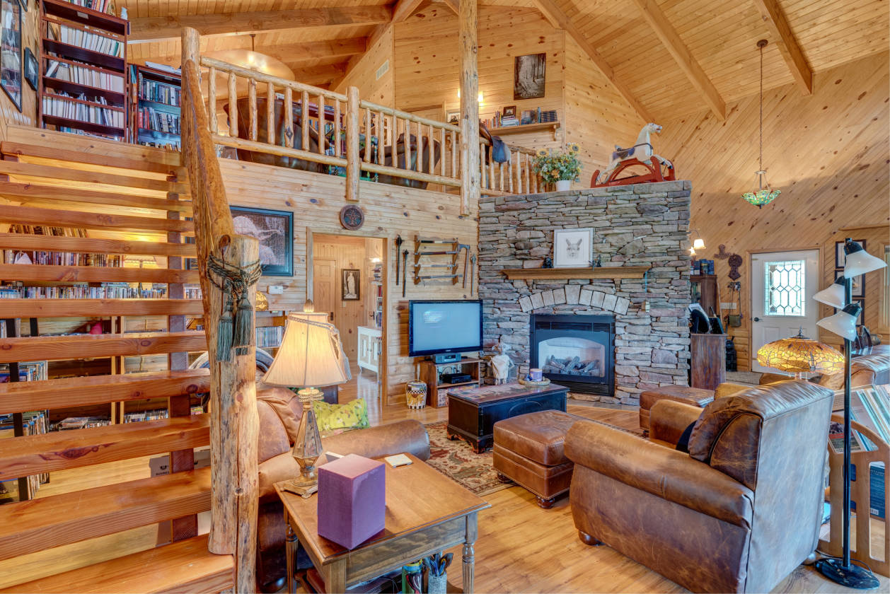 Black Hills Beautiful Horse Property with so Many Options!! Whitewood