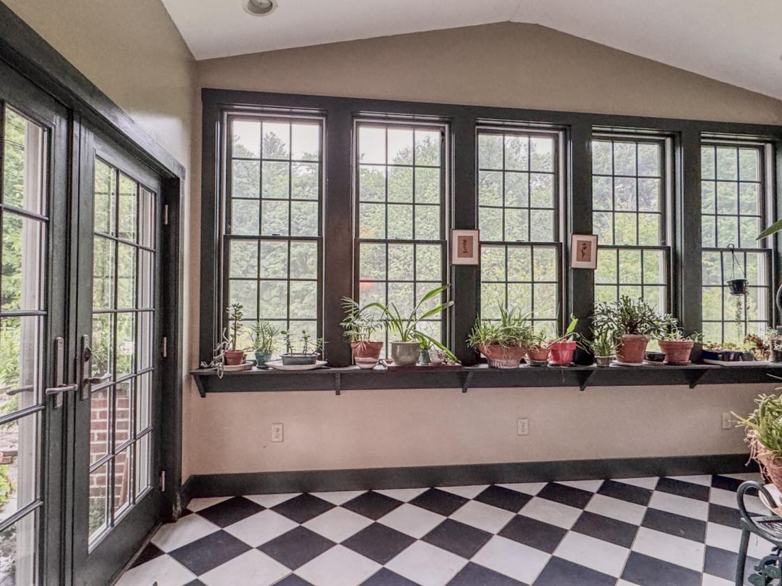 Own a piece of History - Classic Brick Colonial - photo 11