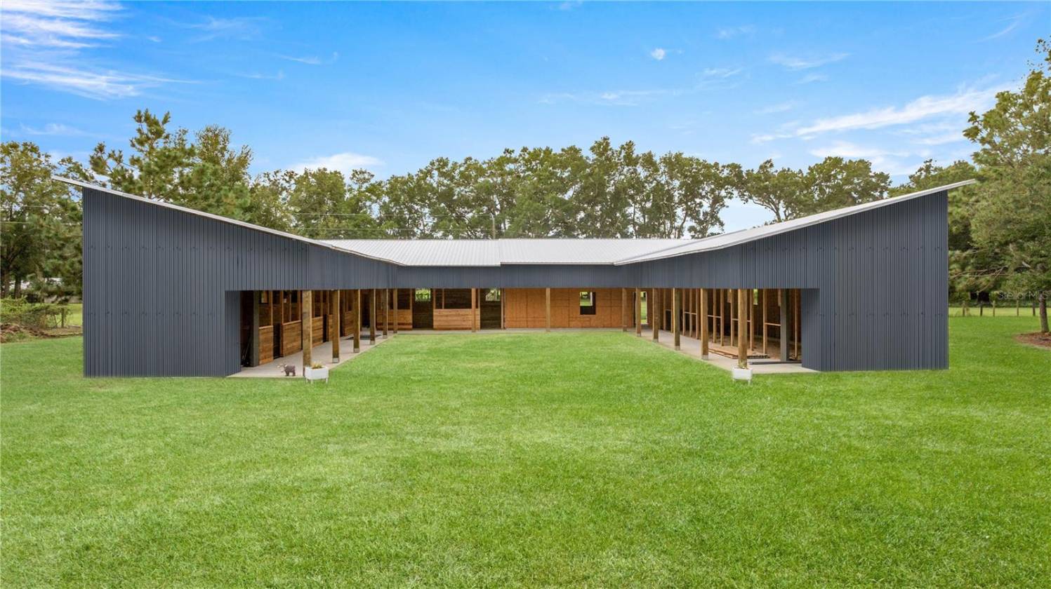 Horse Property for sale.