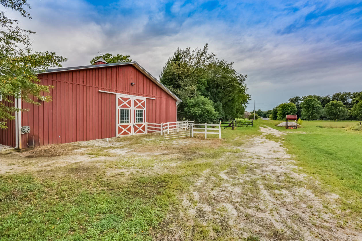 Historic Equestrian Farm La Porte, LaPorte County, Indiana Horse