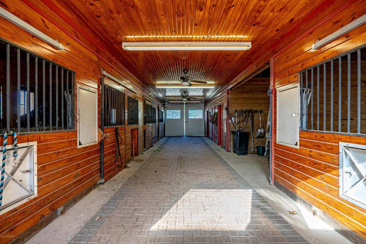 Horse Property on Five Fenced Acres Louisville, Jefferson County