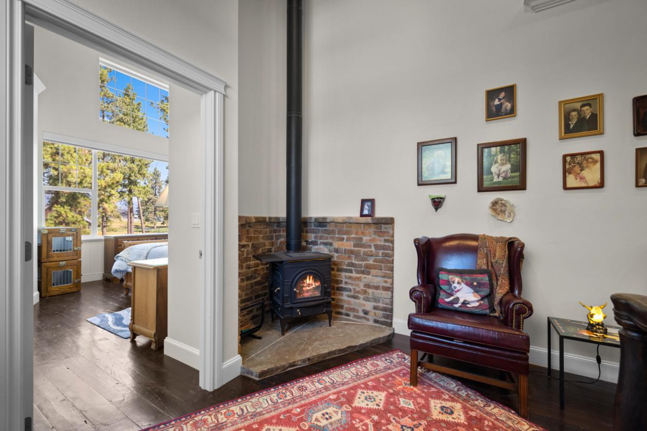 Where Montana grit meets refined country living - photo 23