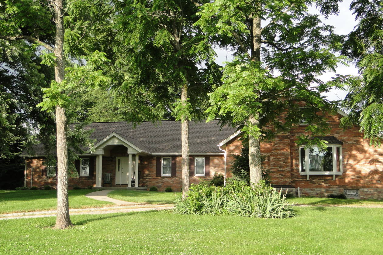 Stunning Northern/Central Kentucky Farm offered! Dry Ridge, Grant