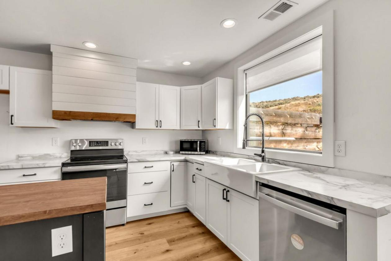 Barndominium with Endless Beartooth Mountain Views - photo 23