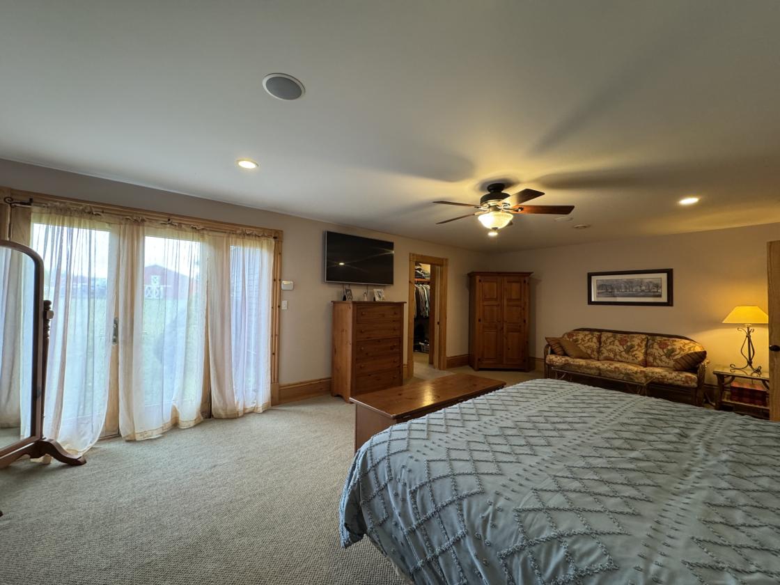 EXCEPTIONAL EQUESTRIAN ESTATE - photo 22