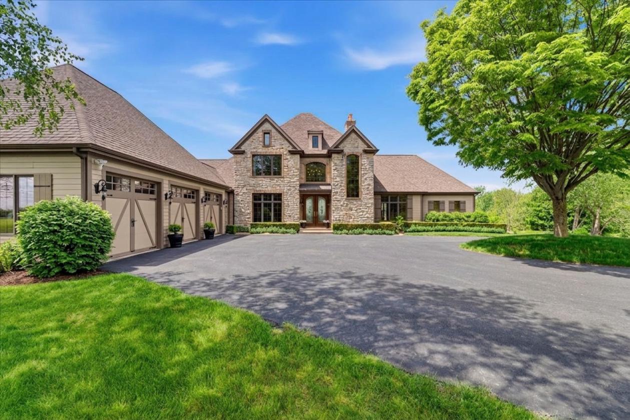 Western PA's Finest Equestrian Estate - photo 1