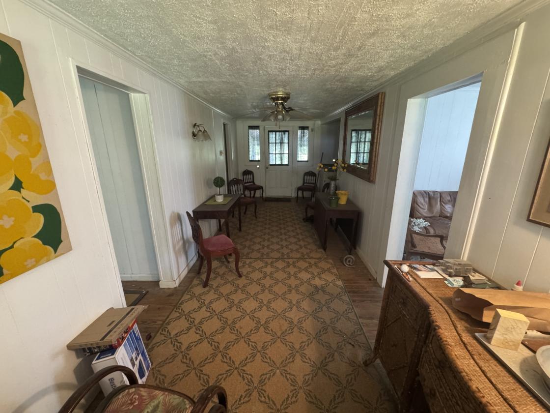 6+ Acres on Golf Course, 2 Barns, 1 House, NO HOA - photo 19