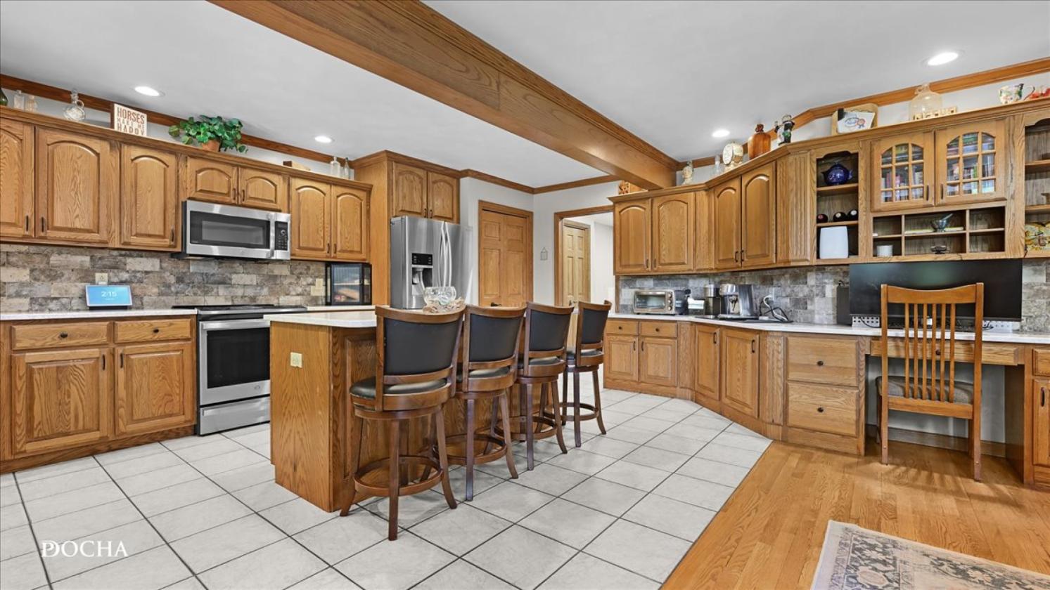 Private Listing - 28 Acre Equestrian Facility! - photo 4