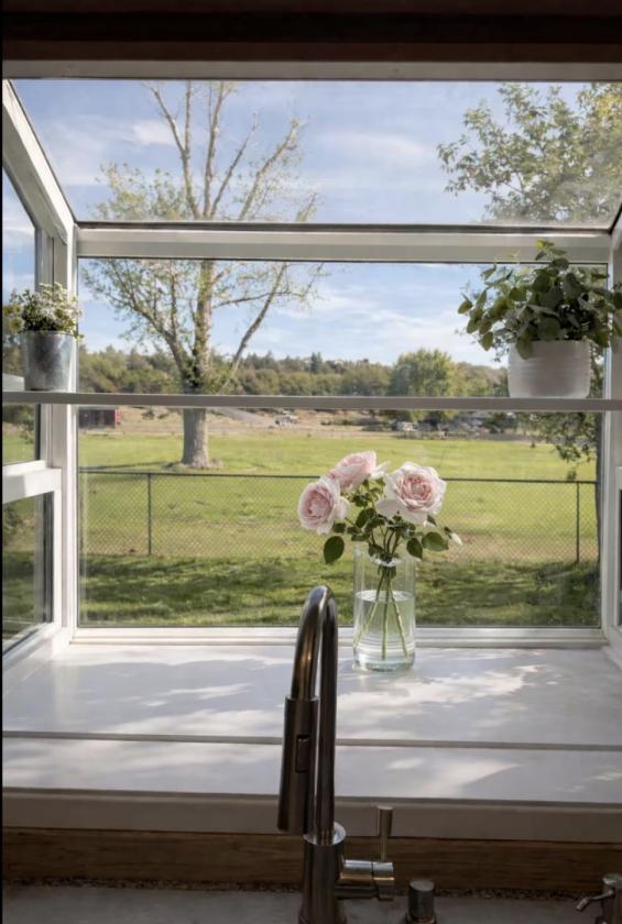 Luxury Airbnb Horse Property with Pool - photo 25