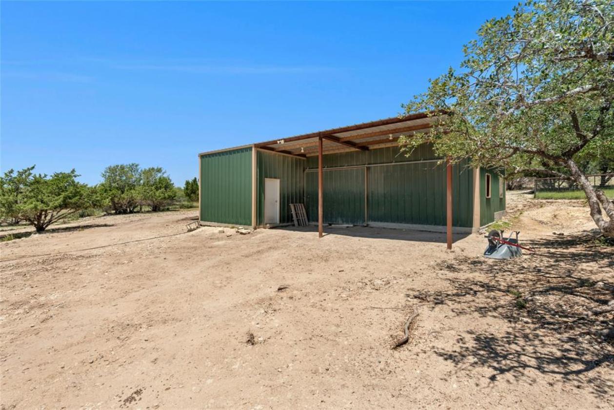 Gentlemens Ranch with Horse Amentities - photo 18