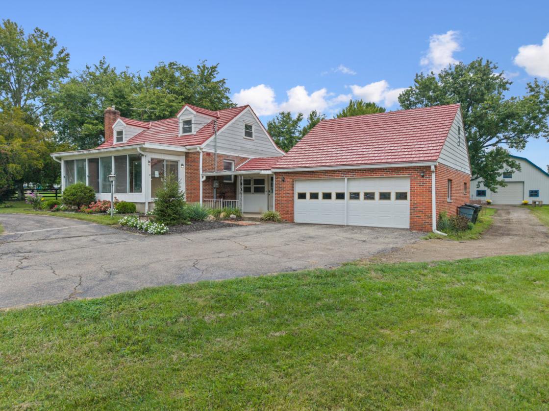 Cape Cod + 15 Acres + 18 Stalls + Indr + 2 Outdr - photo 20