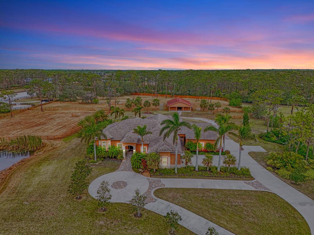 Horse Property for sale.