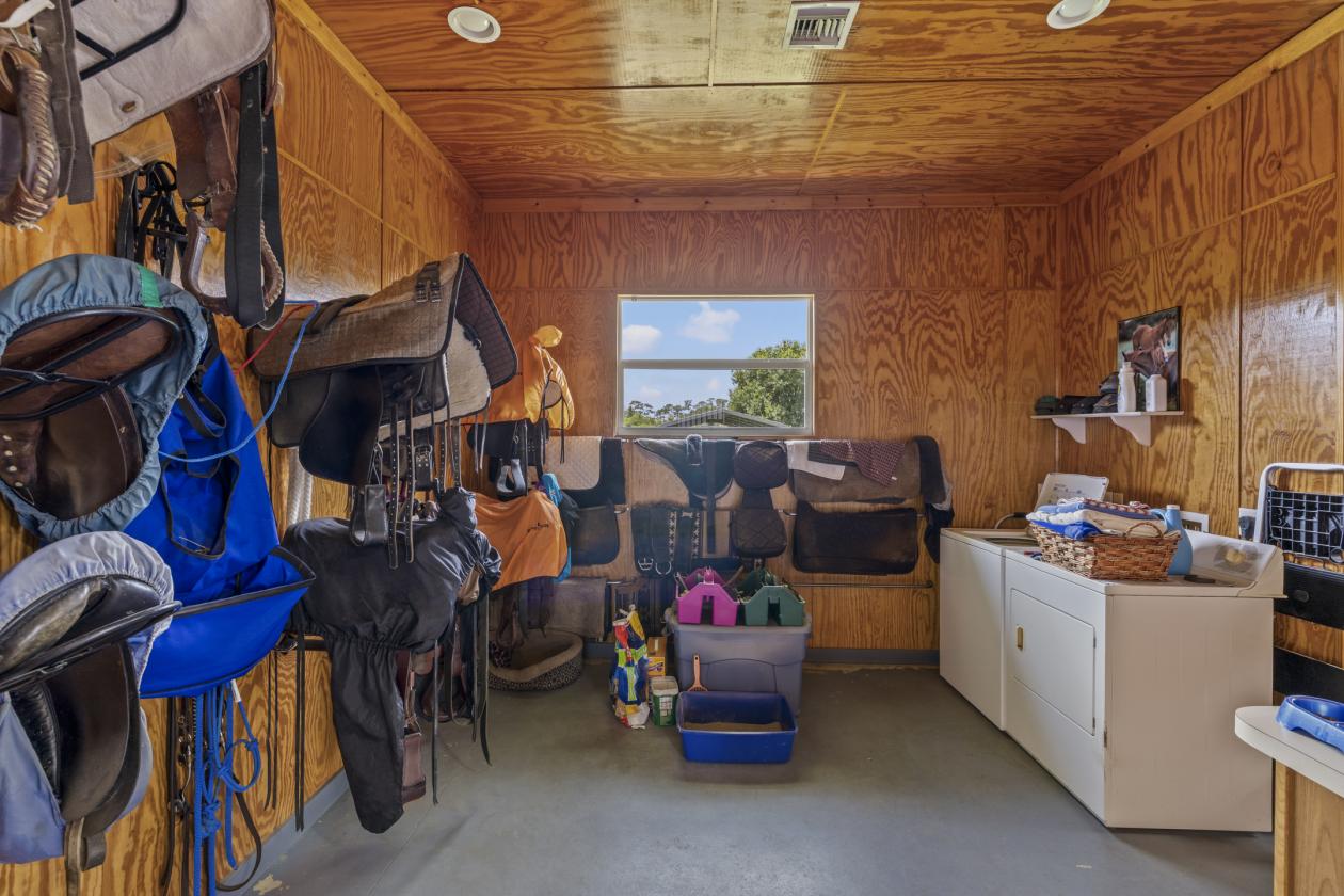 Gated 18.1± Acre Equestrian Estate - photo 22