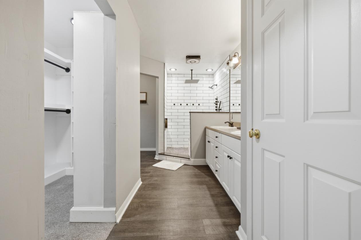 Trenton Home & Horse Farm with ADU Suite - photo 19