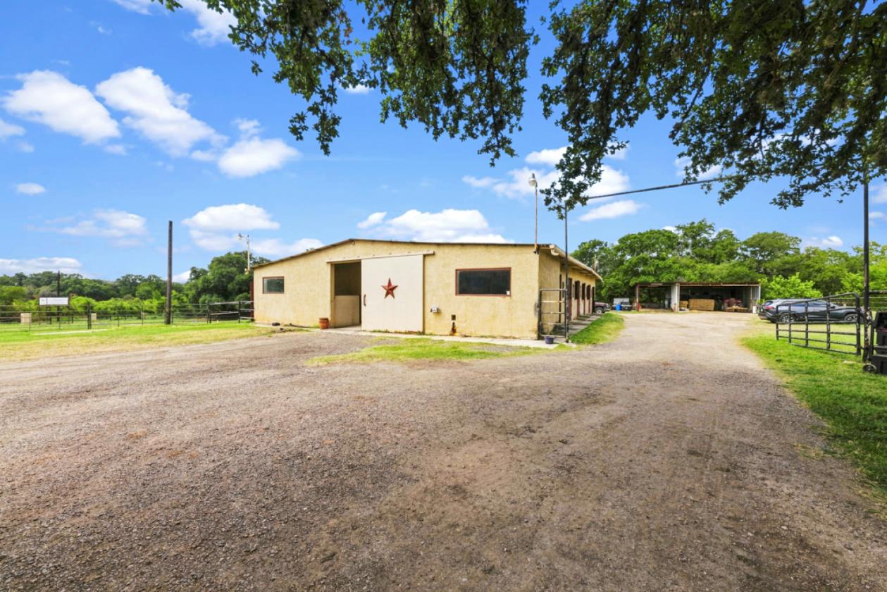 98± Acre Farm & Ranch North of San Antonio - photo 5