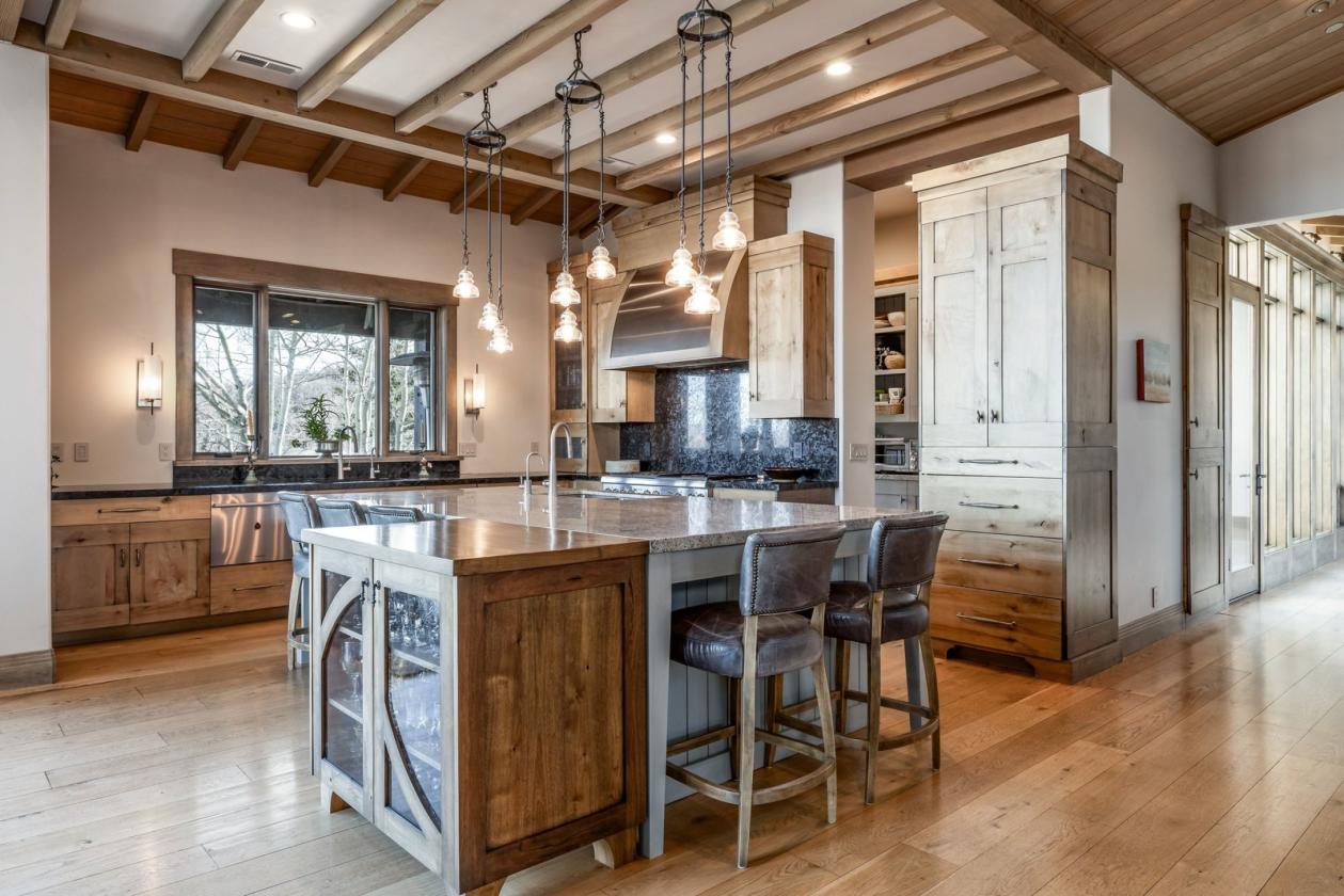 Extraordinary Equestrian Estate with Wasatch Mtn Views - photo 17