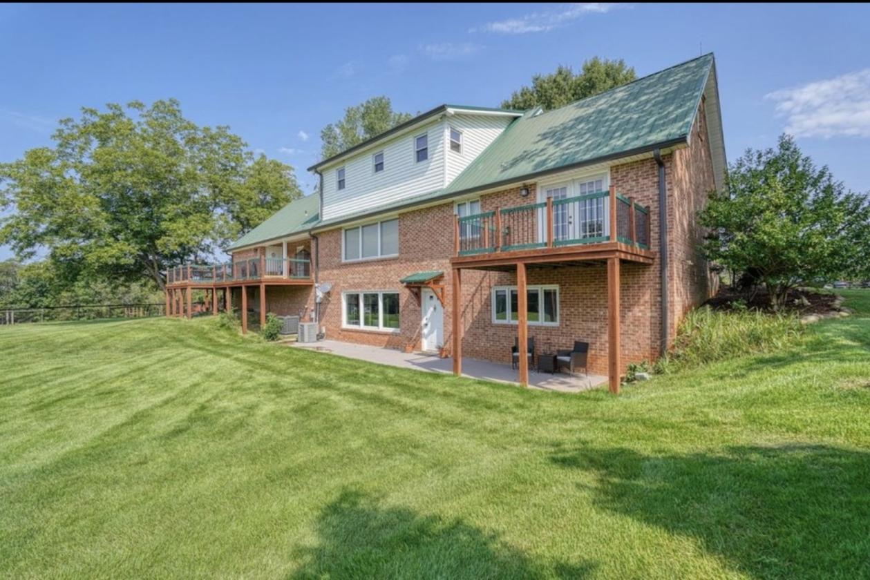 Beautiful Equestrian Property - photo 19