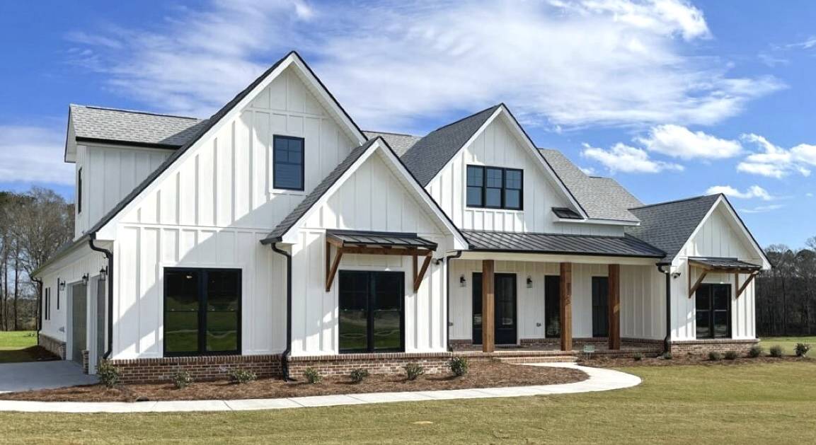Horse Property for sale.