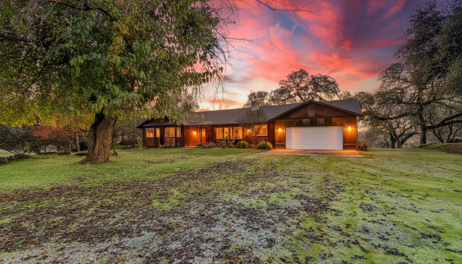 Horse Property for sale.