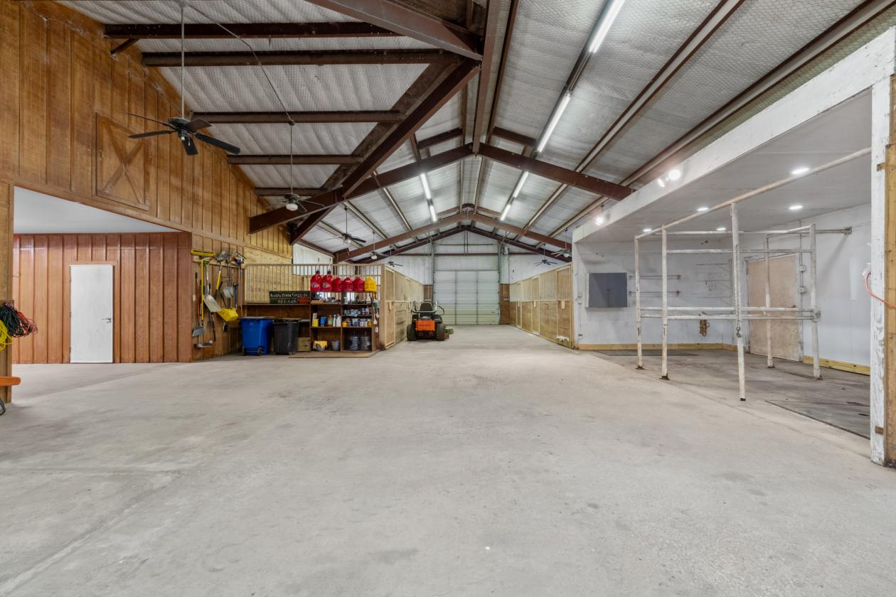 Beautiful Equestrian Ranch - photo 17