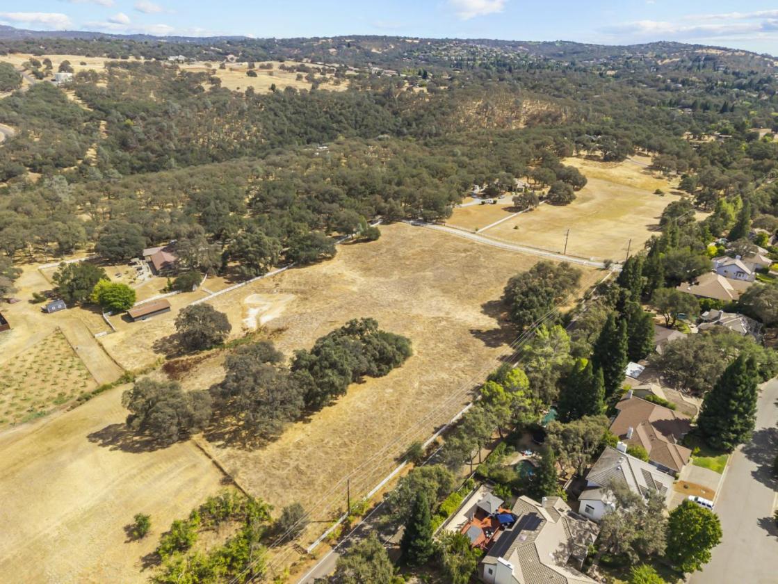 10-Acre Ranch in Equestrian Community - photo 4
