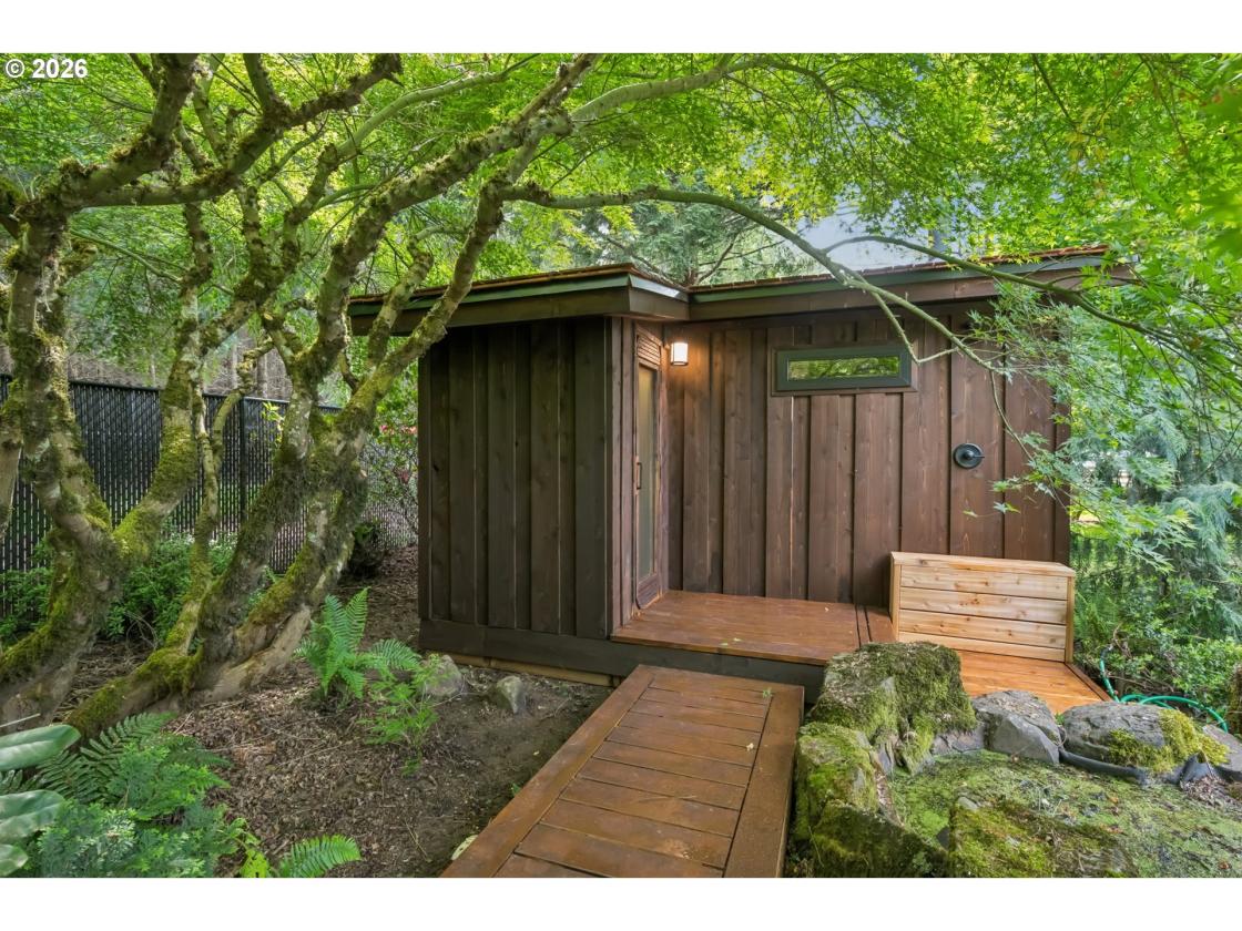 Exceptional Riverfront Equestrian & Agarian Estate - photo 13
