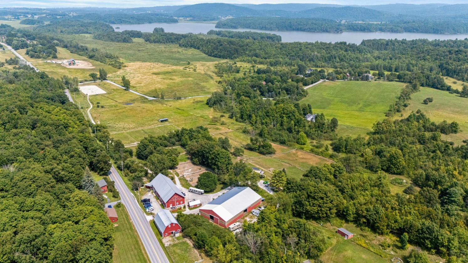 Established Equestrian Facility on 17 Acres - photo 2