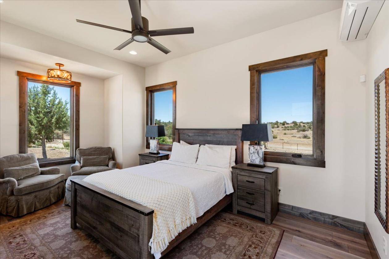 Remarkable Luxury Ranch on 38 Acres - photo 25