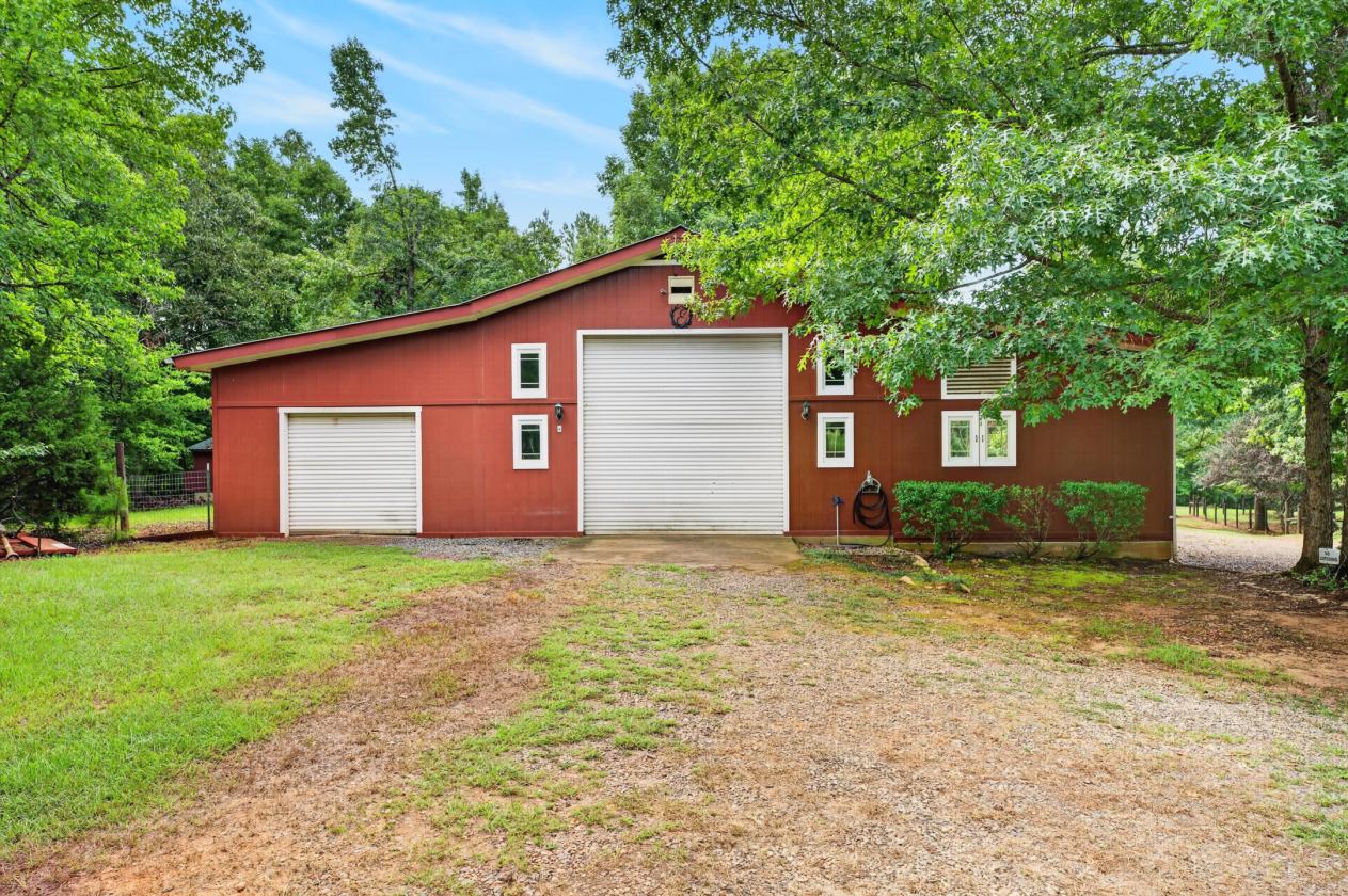 Mini Farm in Monroe County! TWO Residences! - photo 18