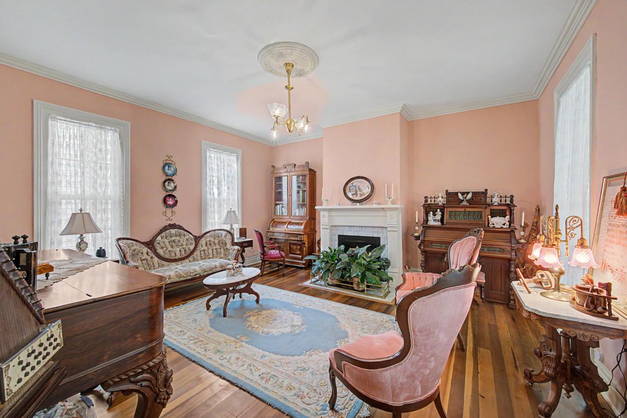 GORGEOUS PROPERTY WITH 12.72 ACRES - photo 25