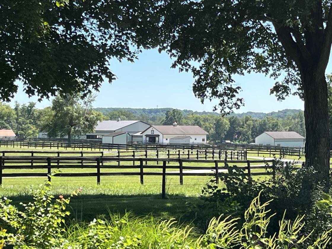 Equestrian property 85 acres SW of Indy - photo 5