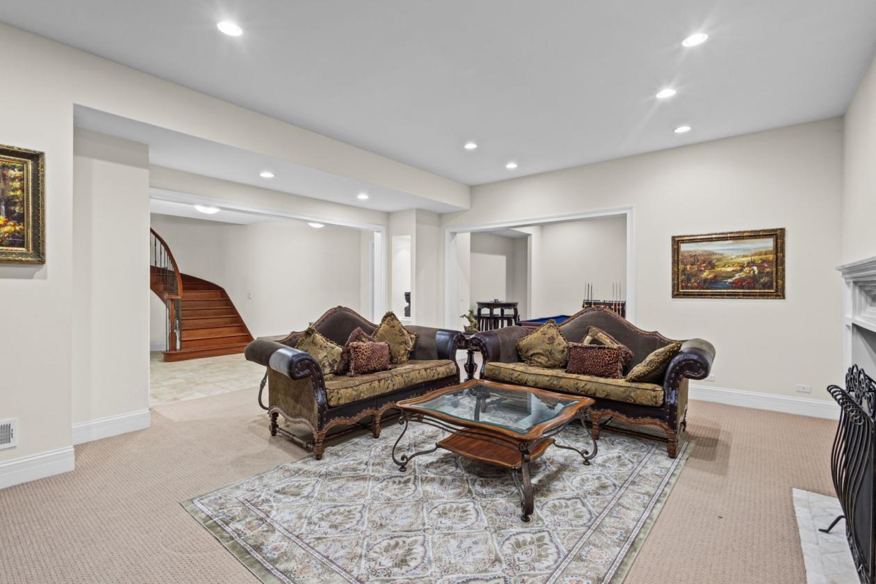 Luxury Estate with Equestrian Potential - photo 22