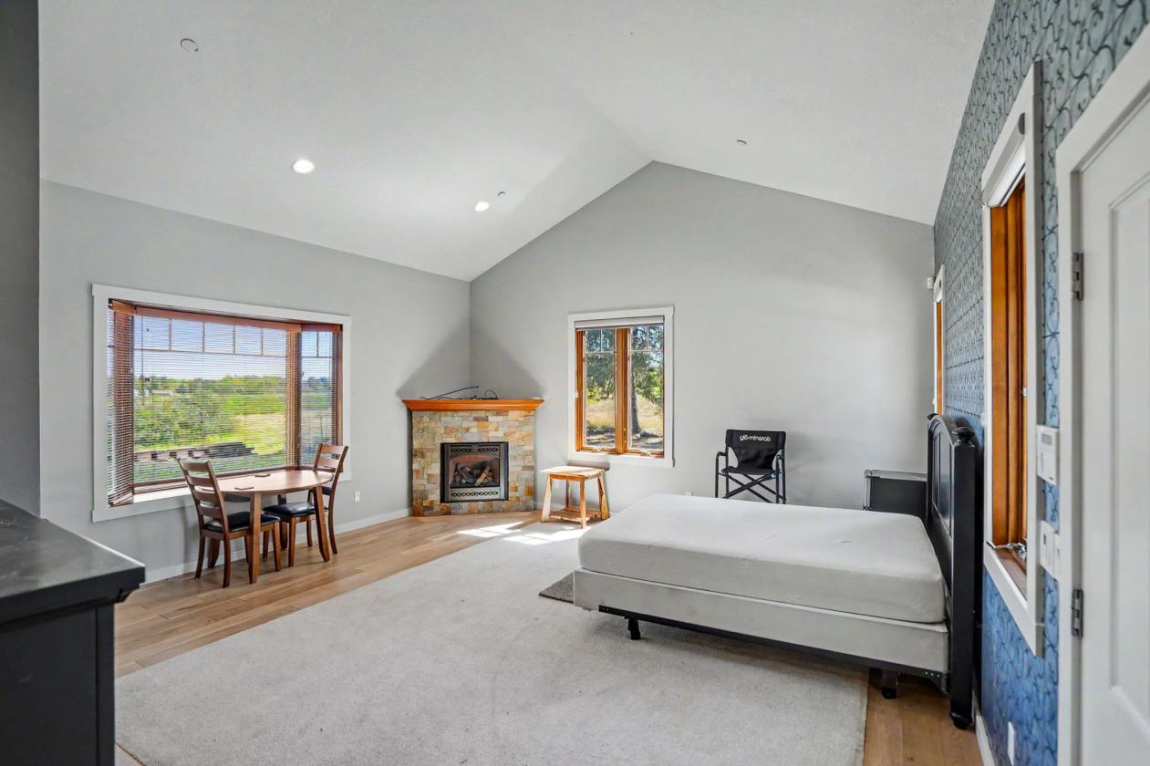 Sensational Equestrian Estate! - photo 10