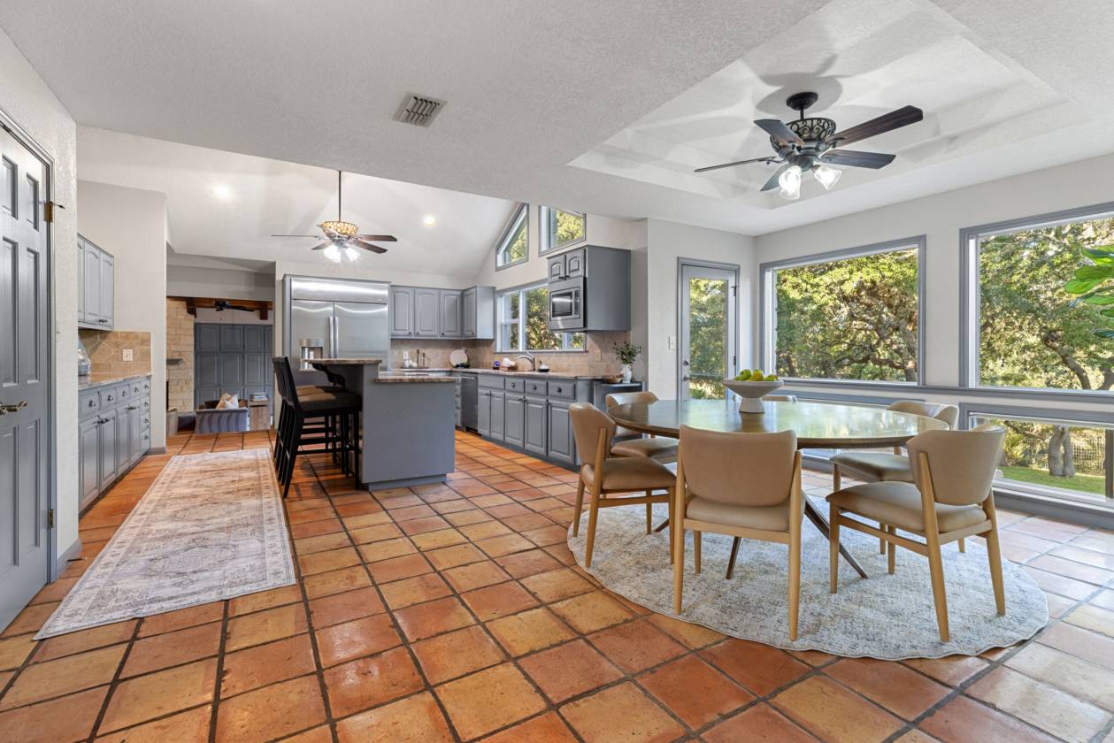 Welcome home to creekside living - photo 8