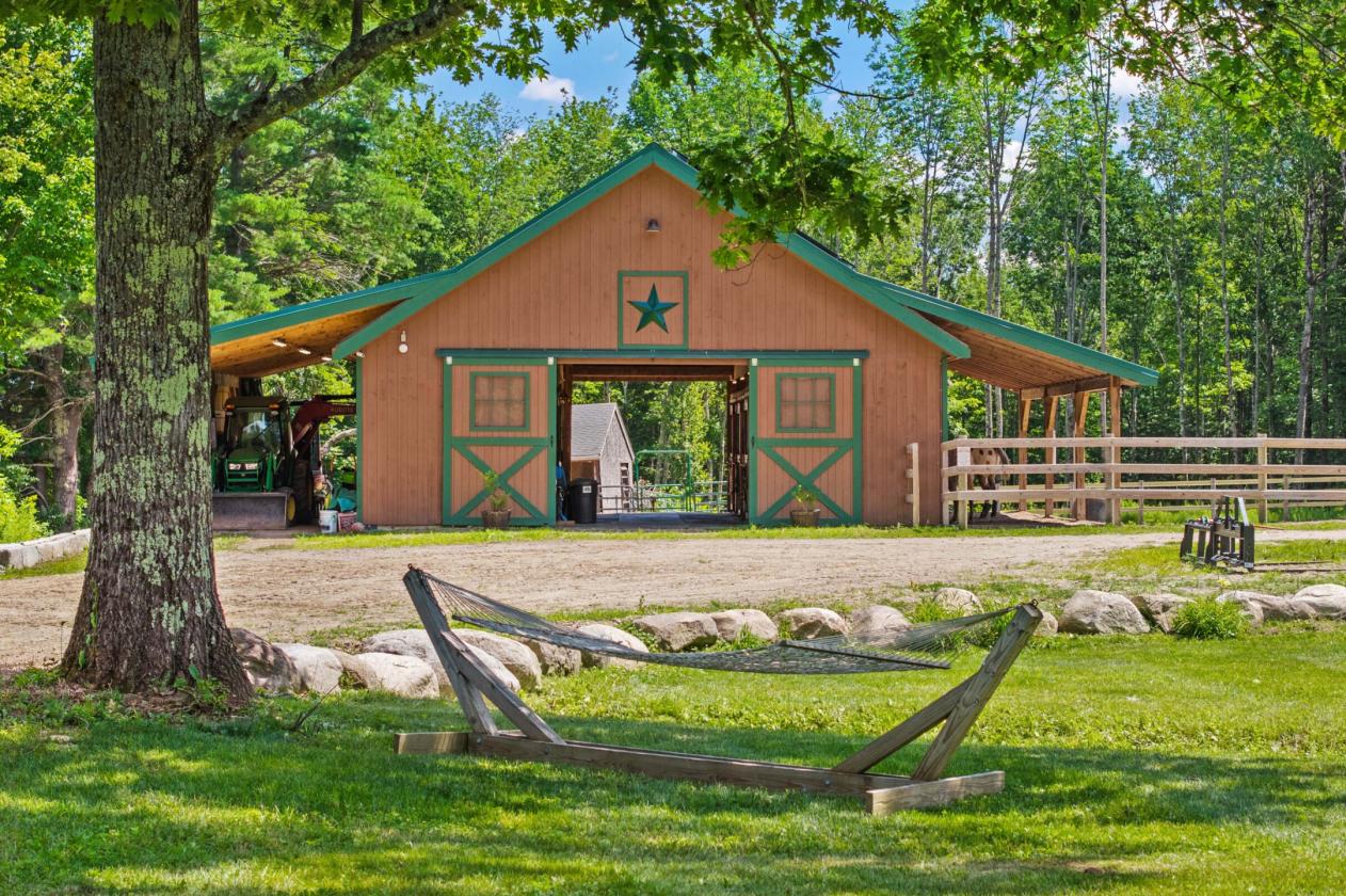 ENERGY EFFICIENT EQUESTRIAN HOMESTEAD - photo 4