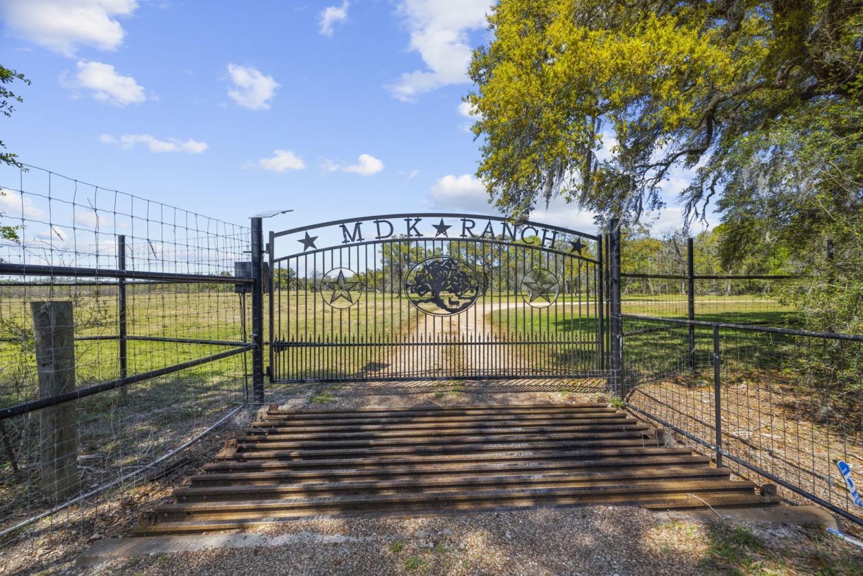 621 Acres of Texas Luxury - photo 21