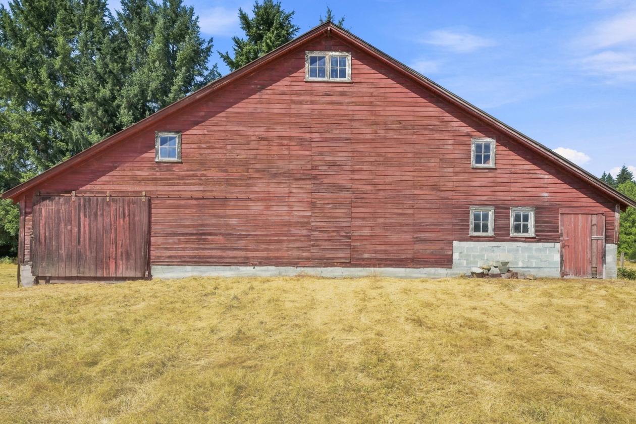 A RARE OFFERING - Incredible Estate - photo 19