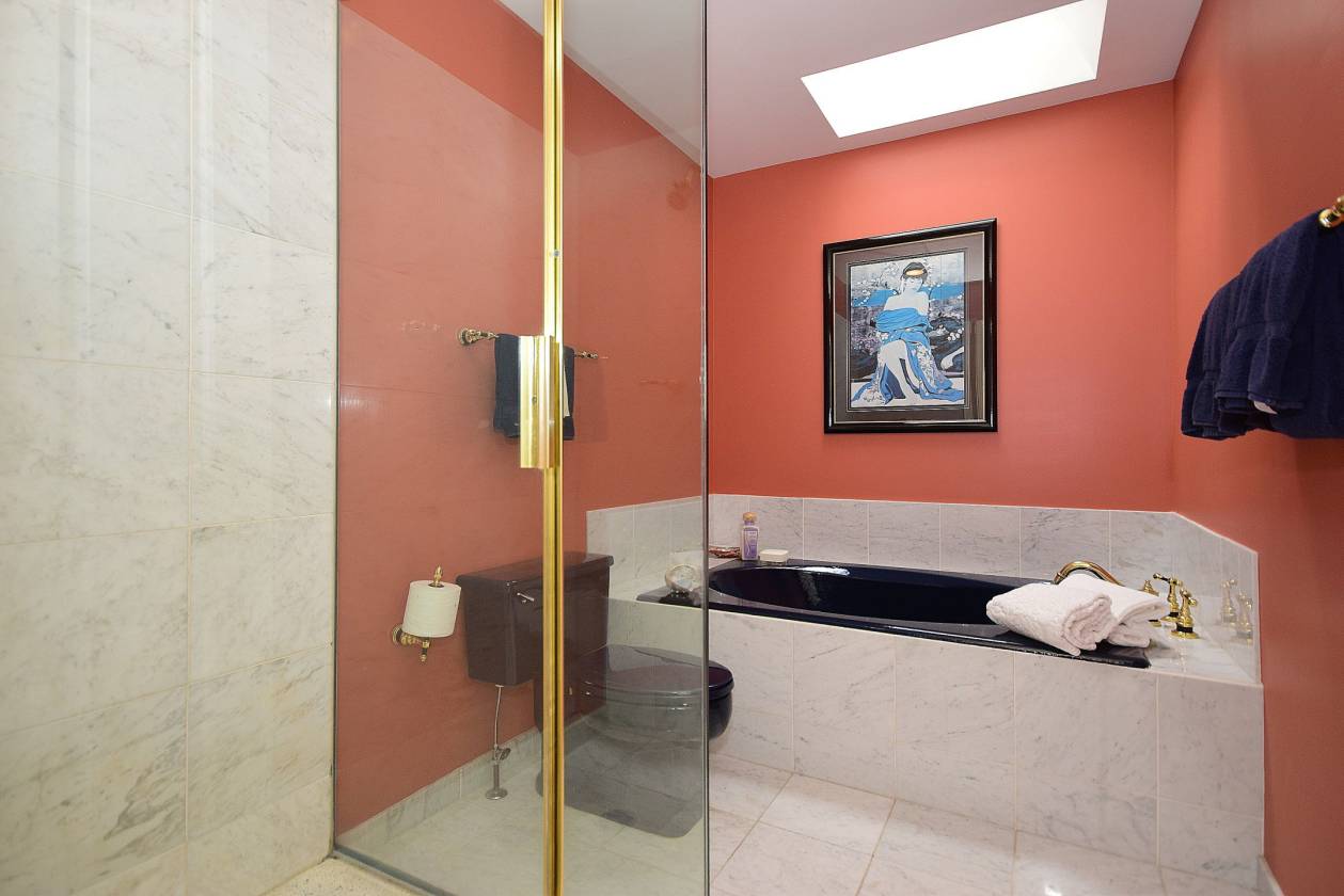 Beautiful Gated Equestrian Estate with Large Home and Access to