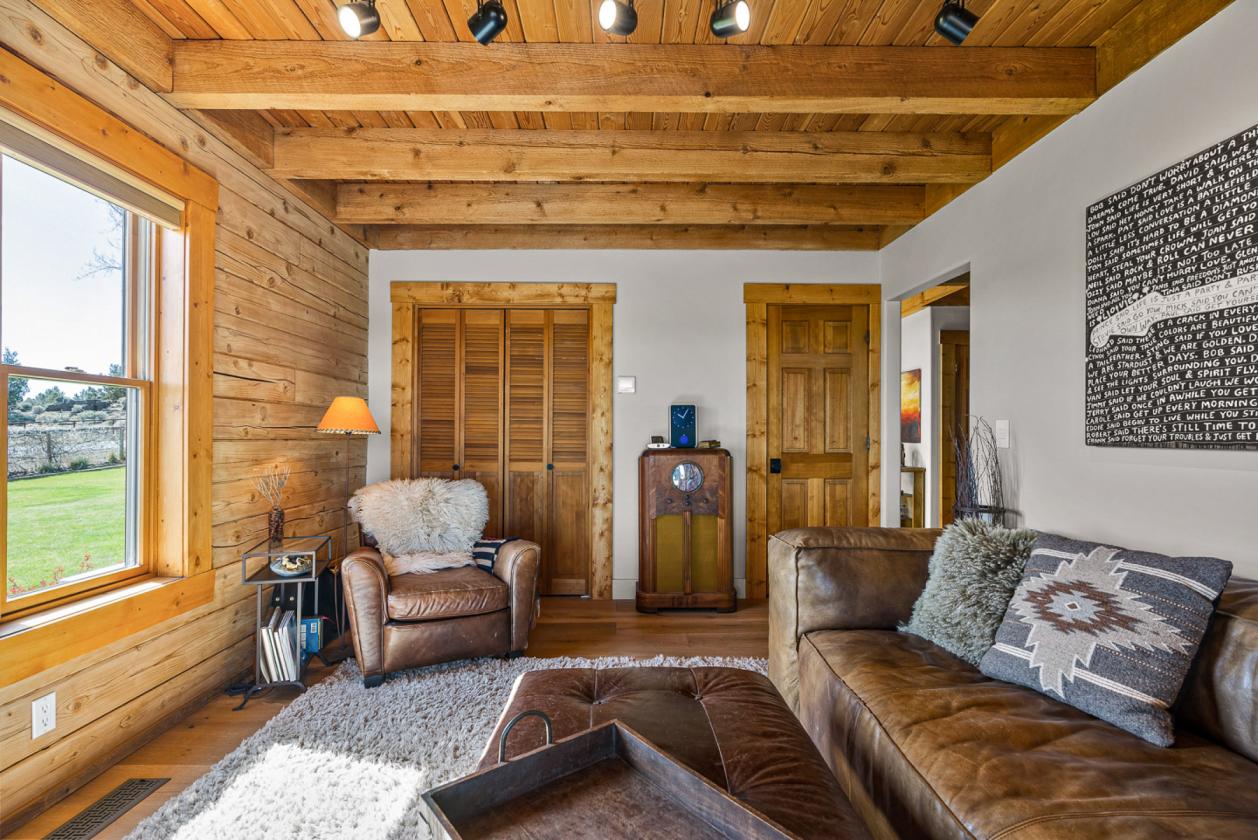 Mountain Modern Retreat with Panoramic Views - photo 17