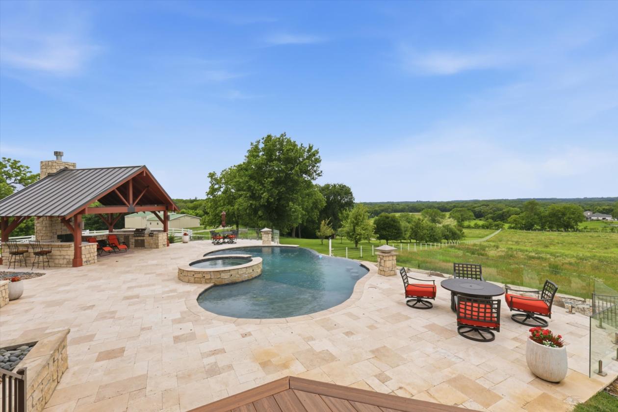 Luxury Equestrian Estate on 125 Acres - photo 30